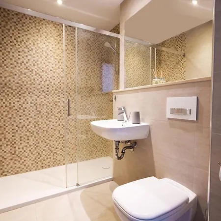 Westone Suite-hosted By Sweetstay Apartment *